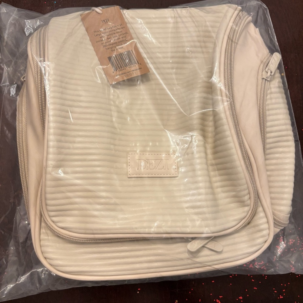 Dezi Cream Women's Bag